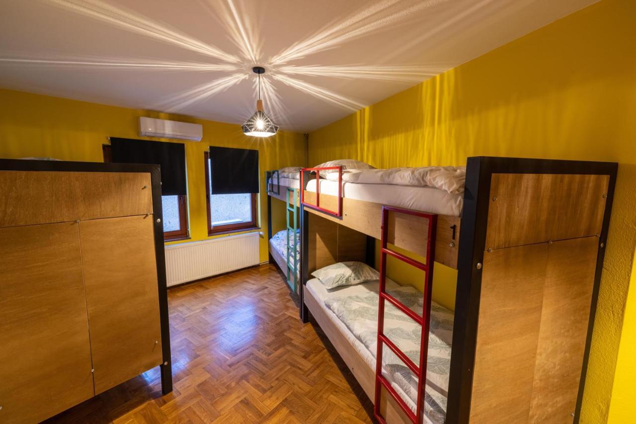Hostel Prishtina Backpackers Pristina Eksteriør bilde